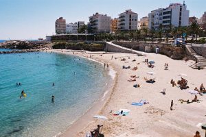 52 alojamientos de L'Ametlla de Mar para disfrutar con tu perro de la Costa Dorada en este destino de Tarragona
