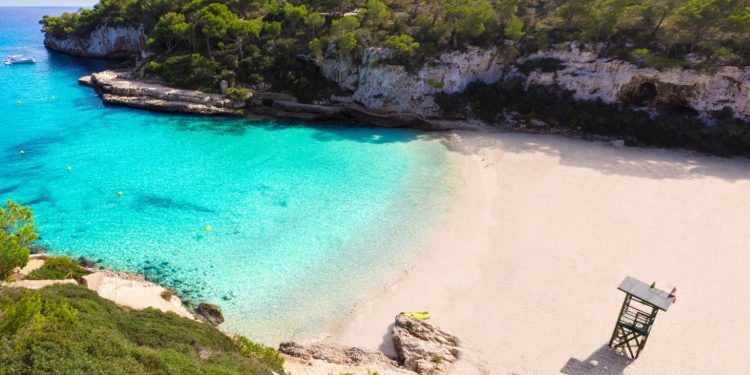 Foto de una de las playas paradisíacas que puedes encontrar en Llucmajor