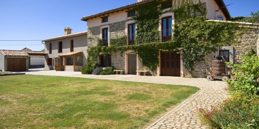 Foto de la casa rural para perros Casa Sarasa en Derdún, uno de los mejores destinos de Huesca para ir con tu mascota