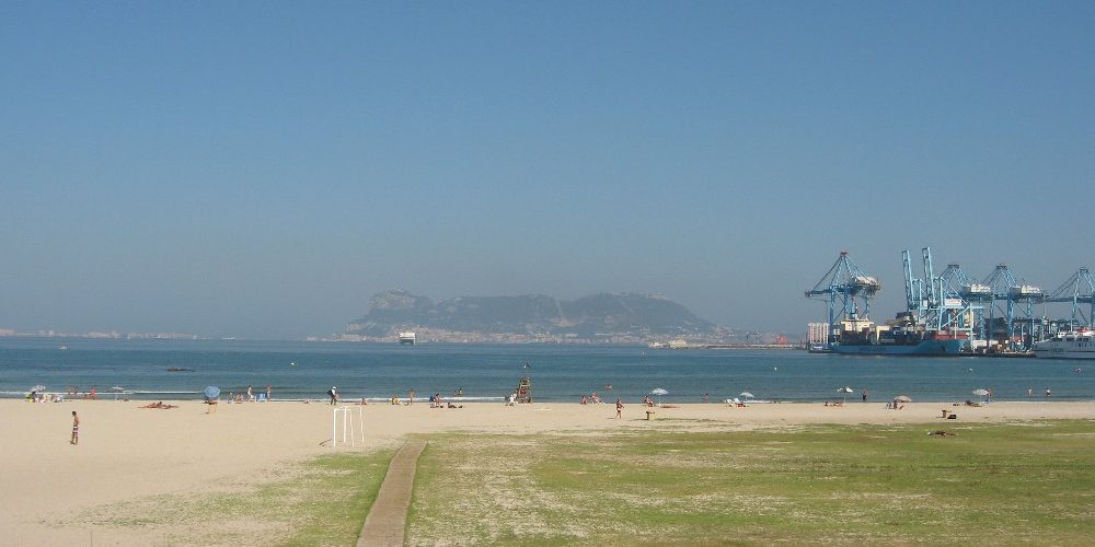 playa de la concha en Algeciras para Perros