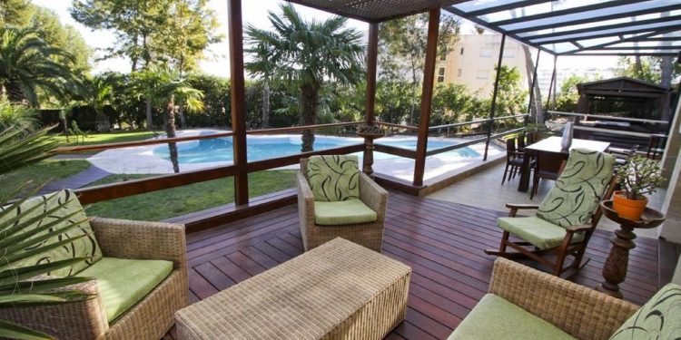 Mejores Villas que admiten mascotas en Salou para disfrutar este veranos de la Costa Dorada