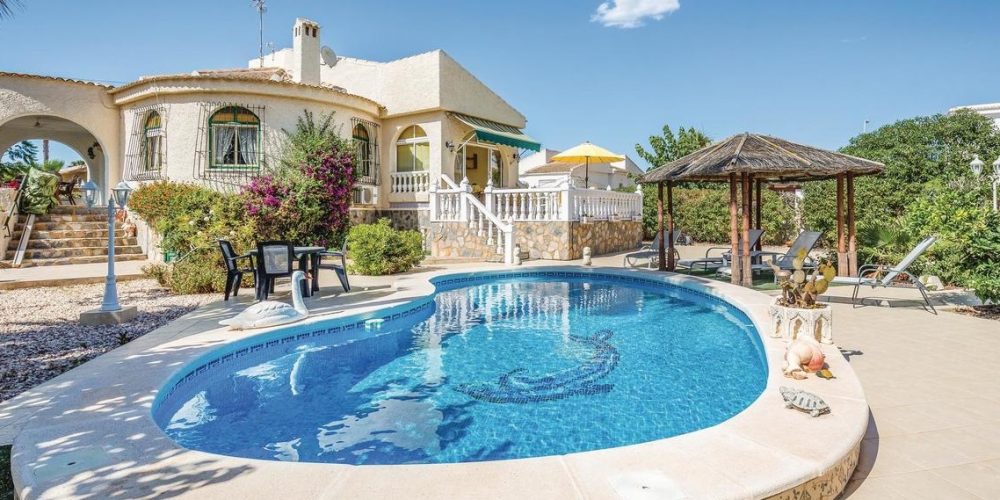 Top 25 Villas y bungalows admiten mascota en TORREVIEJA 【Costa Blanca】