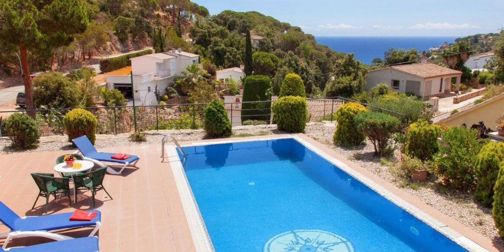 Top 25 Villas que admiten mascotas en Tossa de Mar 【Costa Brava】