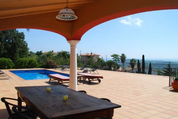 Villas y Chalets que admiten mascotas en Platja d'Aro en la Costa Brava
